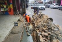 Prefeitura de Manaus recupera drenagem profunda na rua Criciúma, bairro Alvorada, após fortes chuvas