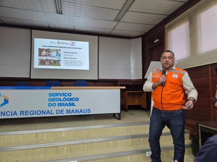 Prefeitura de Manaus detalha ações da Defesa Civil durante 3º Alerta de Cheias do Amazonas