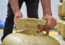 Procon Manaus: Gás de 13kg sobe até 3,36% e botija de 8kg tem queda de 1,25% em junho