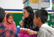 Prefeitura de Manaus leva atendimentos odontológicos a escola da zona Leste no Dia ‘B’ da Saúde Bucal