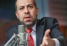 Boulos afirma que governo negocia com caminhoneiros sobre greve e preço do diesel