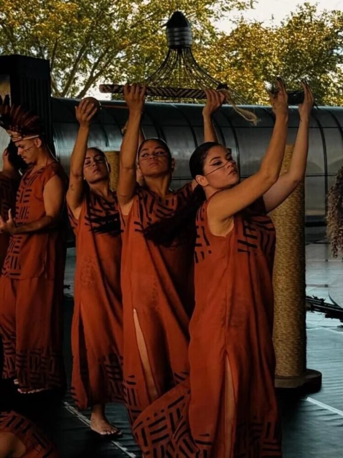 Espetáculo "Nhê’êng Katu" celebra ancestralidade indígena no Teatro Amazonas