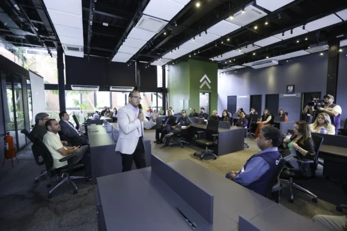 Prefeitura de Manaus celebra o Dia Nacional do Ouvidor e anuncia Ouvidoria Itinerante