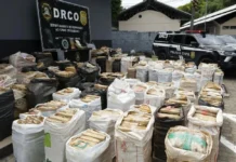 Polícia Civil do Amazonas apreende 4,5 toneladas de skunk avaliadas em R$ 86 milhões em Iranduba