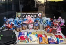 Adolescente é apreendida com 13 ovos de Páscoa e 86 barras de chocolate em shopping de Manaus