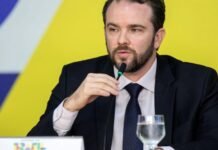 25 estados aderem a subsídio de R$ 1,20 para diesel importado; custo será dividido com a União