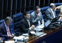 Senado aprova projeto que reconhece estágio como experiência profissional para concursos