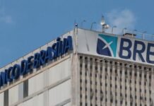 Câmara Legislativa convoca presidente do BRB para explicar rombo bilionário