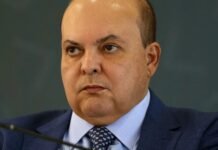 Ex-governador do DF não comparece à CPMI do Crime Organizado e critica decisões judiciais