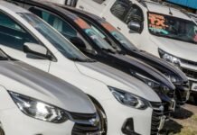 Vendas de veículos zero km e motos registram alta expressiva no primeiro trimestre