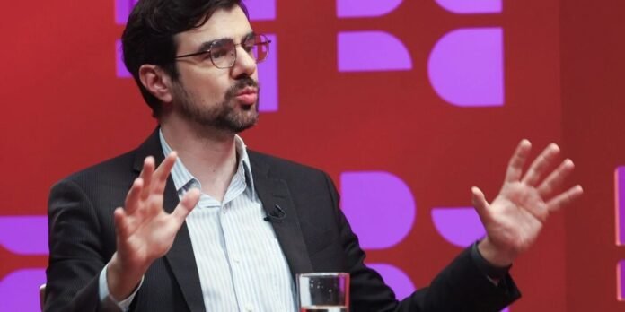 Guilherme Mello assume como secretário-executivo do Planejamento e Orçamento