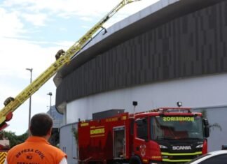 Incêndio no Velódromo do Rio é controlado e pista olímpica não é afetada