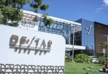 Jair Bolsonaro segue internado em Brasília com quadro estável após cirurgia no ombro