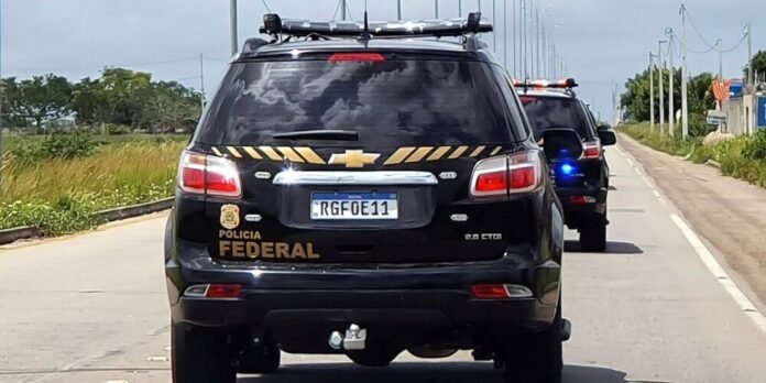Polícia Federal apreende mais de uma tonelada de maconha em rodovia paulista