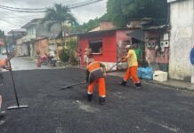 Prefeitura de Manaus recapeia rua na comunidade Mundo Novo e melhora qualidade de vida