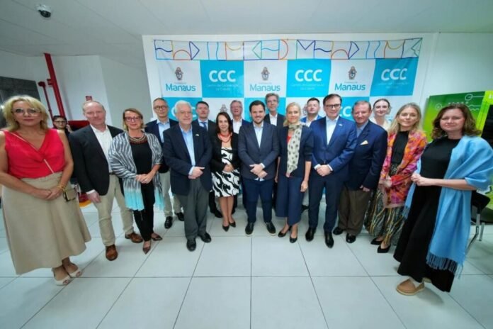 Prefeito Renato Junior busca parcerias com embaixadores de 17 países da União Europeia