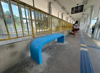 Prefeitura de Manaus instala novos bancos de concreto na Estação Arena para maior conforto dos usuários