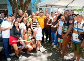 Prefeito Renato Junior garante continuidade para ambulantes da Ferreira Pena em Manaus