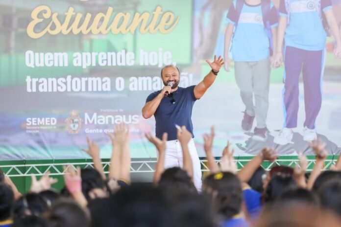 Semed celebra o Dia do Estudante com programação especial em escolas de Manaus