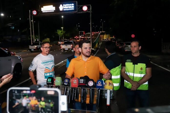 Prefeito Renato Junior lança painel de informações de trânsito em tempo real em Manaus