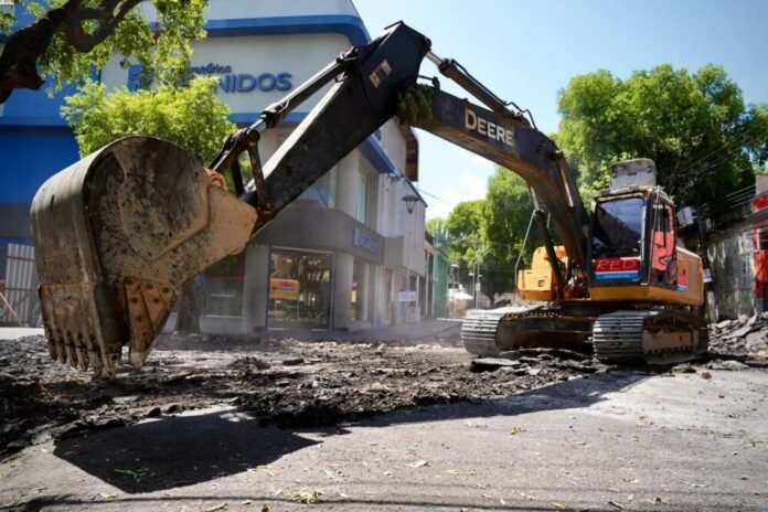 Obras na Ferreira Pena avançam no primeiro sábado e comerciantes apostam em nova fase para a rua gastronômica de Manaus