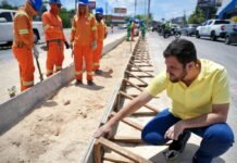 Prefeito Renato Junior vistoria obras em canteiros centrais da zona Norte de Manaus