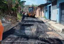 Prefeitura de Manaus recupera rua Buriti e melhora tráfego no Monte das Oliveiras