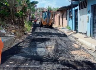 Prefeitura de Manaus recupera rua Buriti e melhora tráfego no Monte das Oliveiras