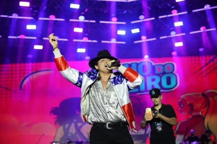 Filho do Piseiro encerra primeira noite do #SouManaus 2026 com show nacional