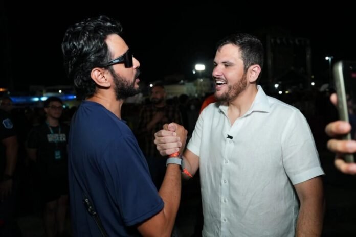 Prefeito Renato Junior avalia acessibilidade e organização no festival #SouManaus 2026