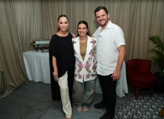 Prefeito Renato Junior prestigia show de Aline Barros e enaltece programação gospel no festival #SouManaus 2026