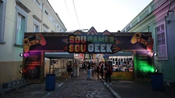 Prefeitura impulsiona economia solidária e criativa no segundo dia de SouGamer e SouGeek no #SouManaus 2026