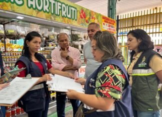 Ouvidoria-Geral de Manaus realiza escuta ativa com permissionários da Feira do Parque 10