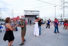 Bolerão da Saudade da Prefeitura de Manaus anima idosos da zona Leste com música e dança