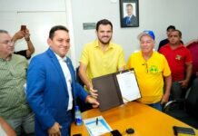 Prefeito Renato Junior sanciona lei de subsídio para transporte complementar de Manaus após 25 anos