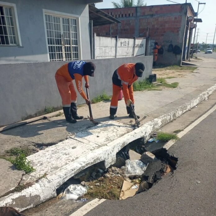 Prefeitura de Manaus restaura drenagem e pavimento no Novo Aleixo afetados por lixo