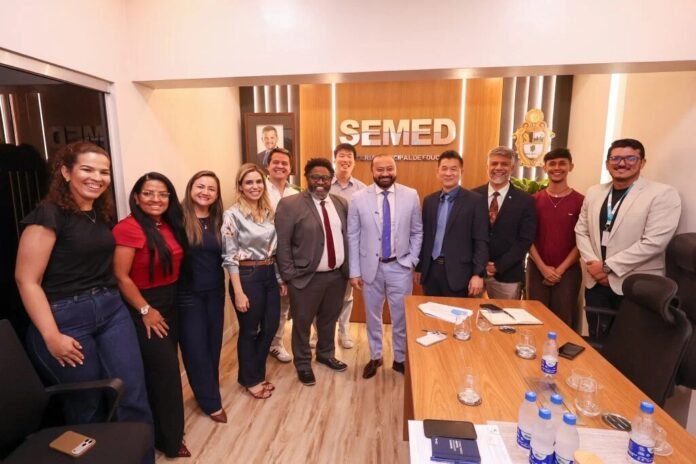 Prefeitura e Consulado da Coreia do Sul ampliam ensino do idioma em escolas de Manaus